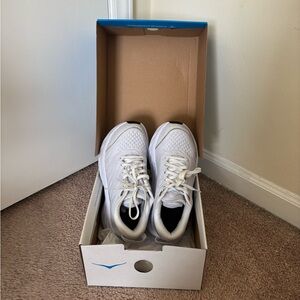 Hoka White Bondi SR (Women’s 6.5)